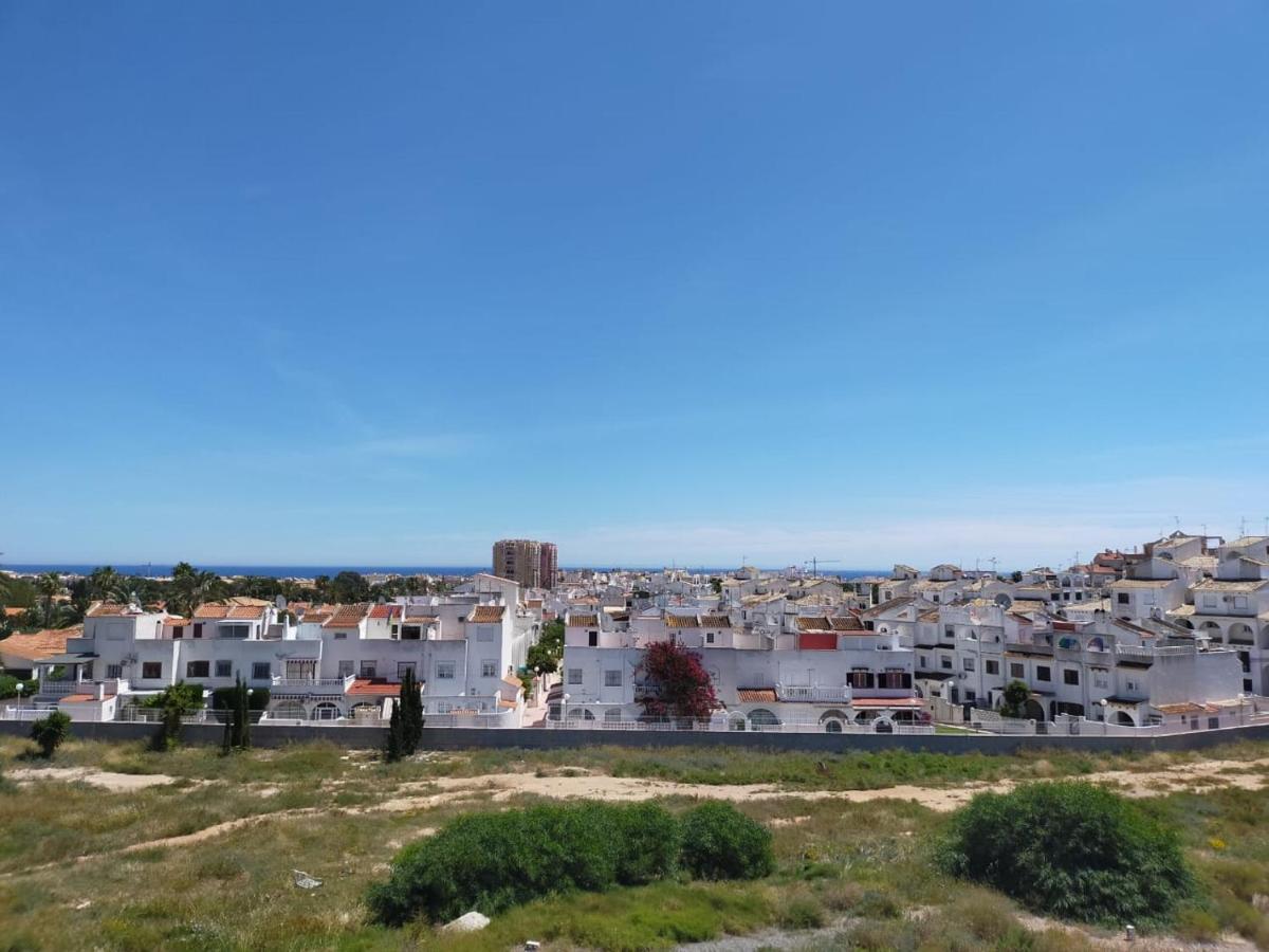 Estudio Comodo En Torrevieja Ngoại thất bức ảnh